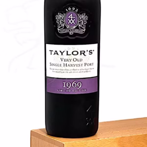 Wein-Portwein-Taylors-1969-tawny-single-harvest-port-maduro 3